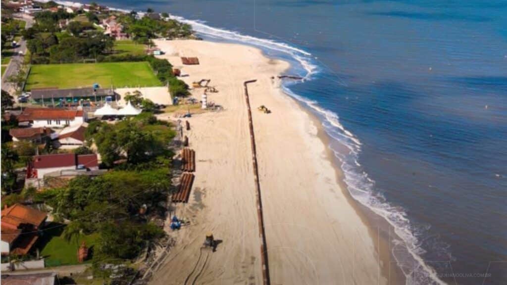 Alargamento praia de Itapoá