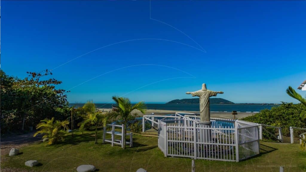 Praia do Cristo em Itapoá