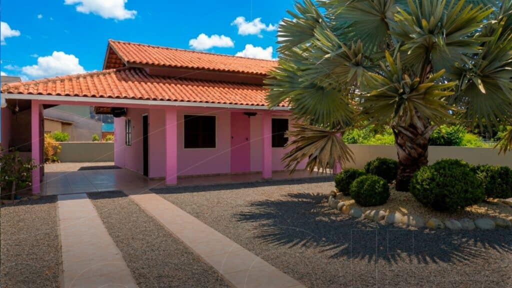 casas aconchegantes em Itapoá