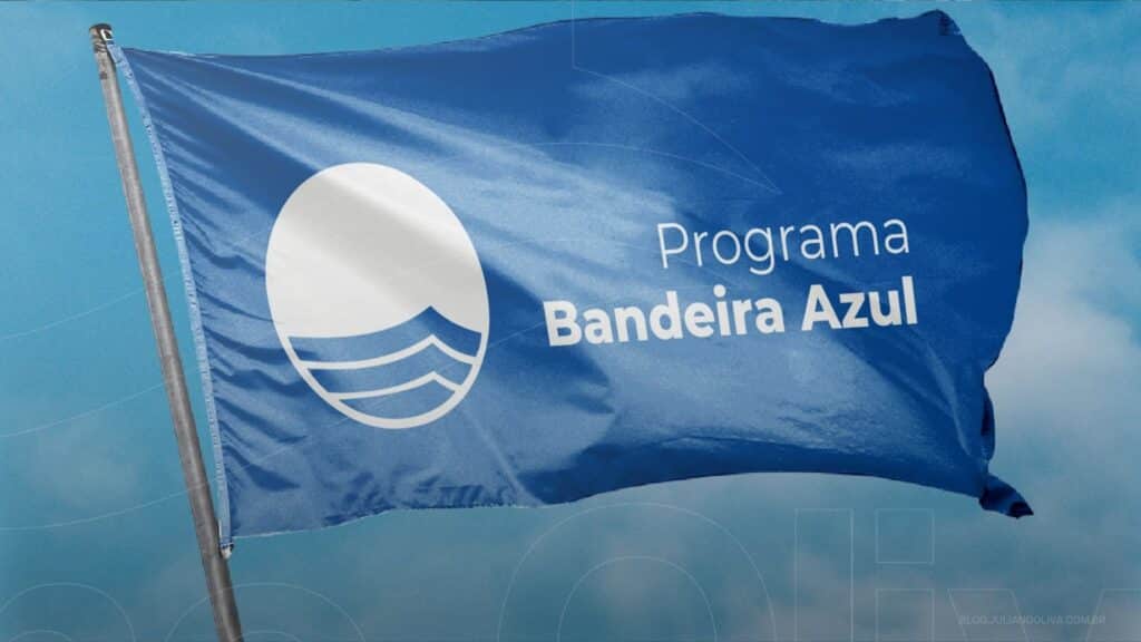 Bandeira azul em Itapoá